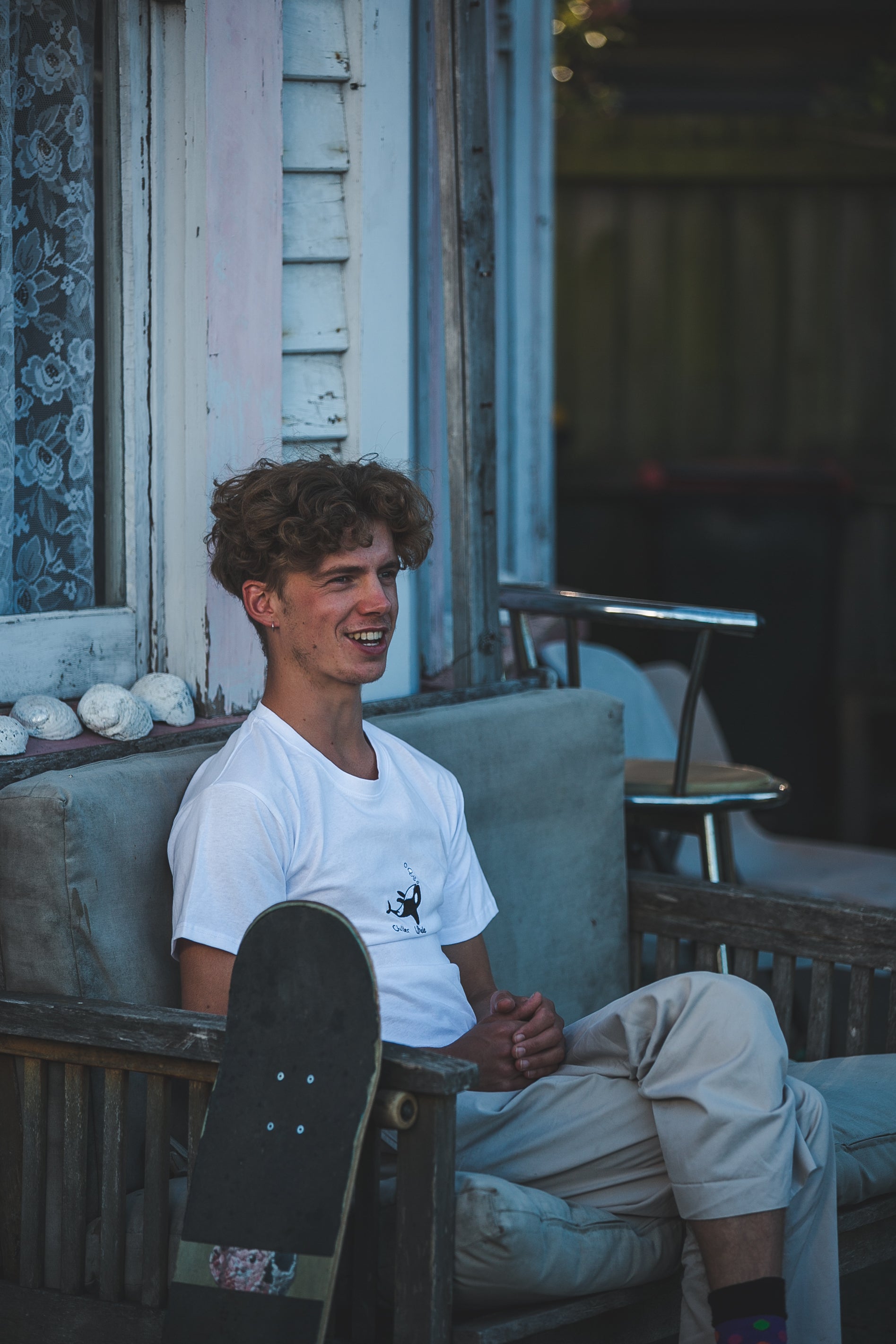 Chiller Whale - White (Hemp)